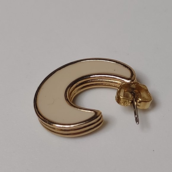 Brown And Cream Colored Avon Earrings - Picture 5 of 8